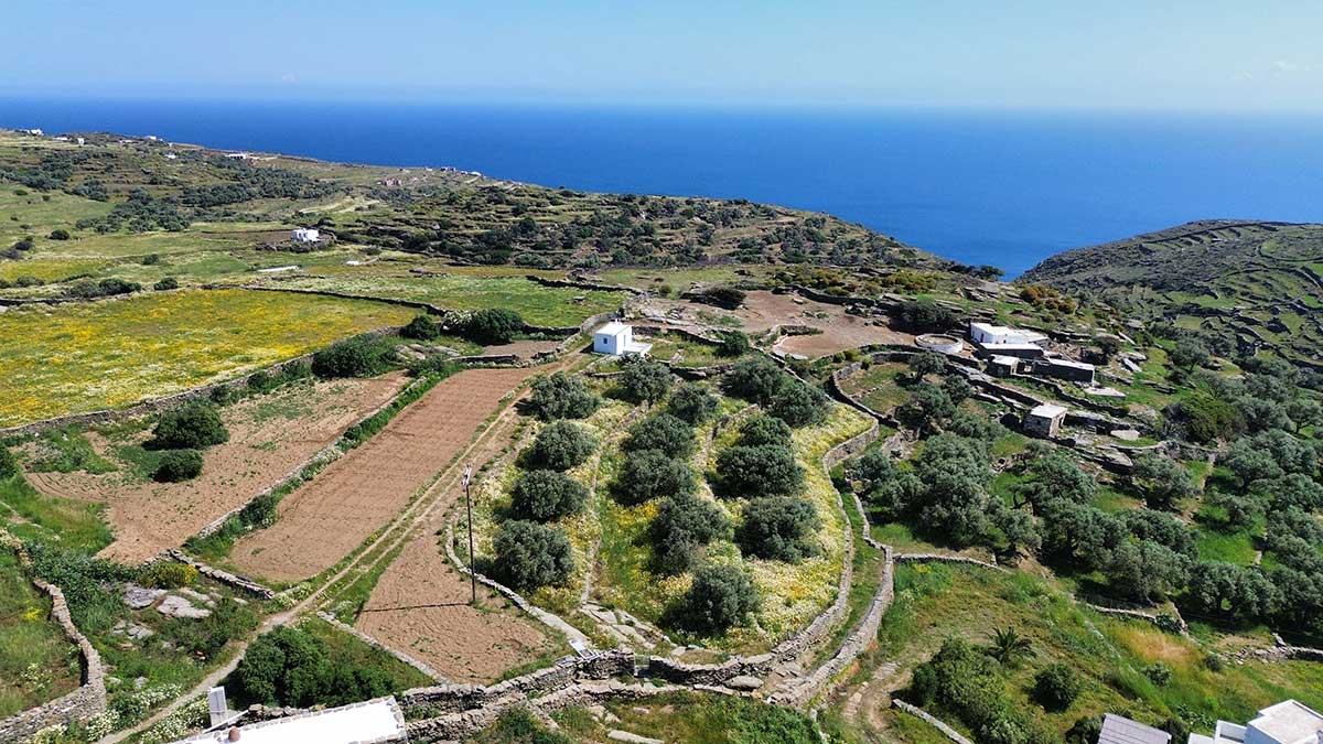 Με το drone του γείτονα ;-)